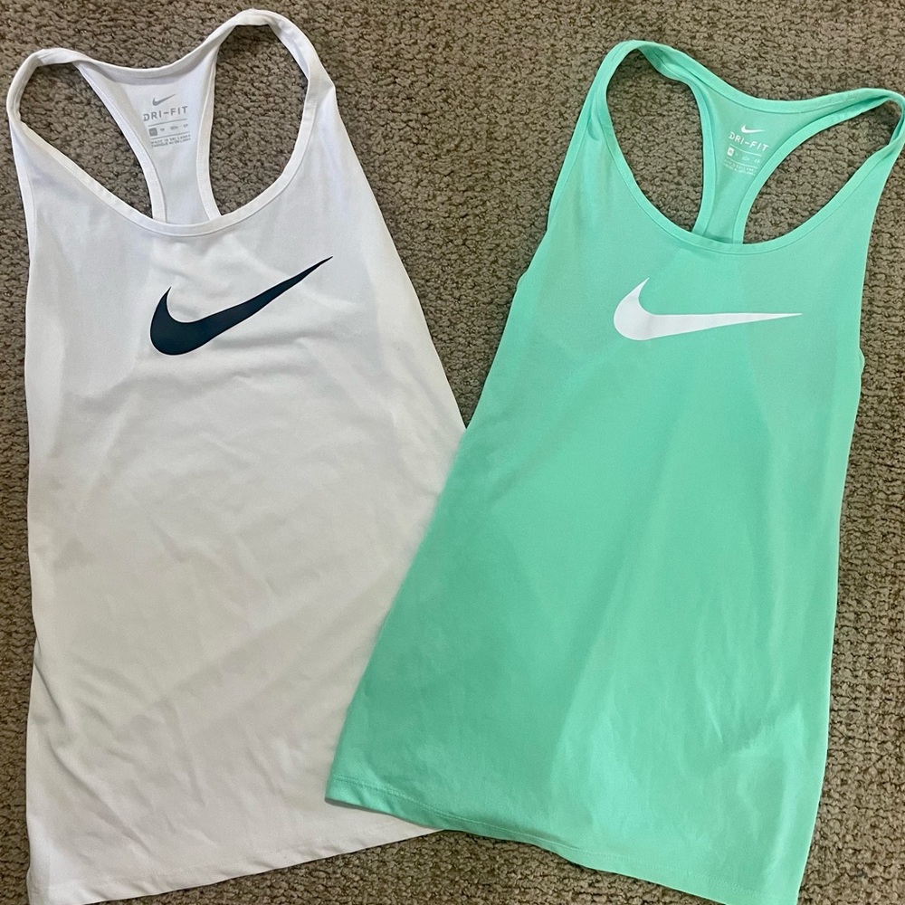 Woman’s Nike Dri Fit Tank Top XS